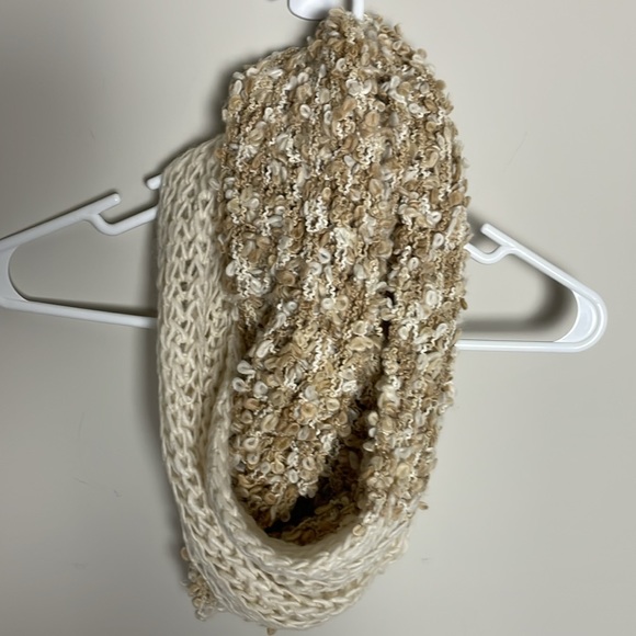 Renee’s NYC Accessories- Infinity Scarf-  soft Cream and Tan Crocheted- - Picture 7 of 10